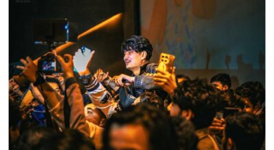 ‘होस्टेल ३’ हेर्न दर्शकको व्यापक चाप, दर्शक भेट्न कलाकार हल पुग्दा बोकेर नचाए