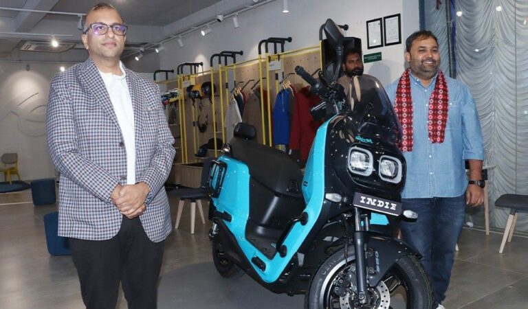 रिभर मोबिलिटीको पहिलो अन्तर्राष्ट्रिय स्टोर नेपालमा, ‘इन्डी’ स्कुटरको मूल्य ३ लाख ७० हजार
