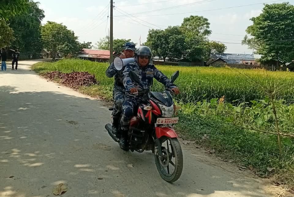 झापावासीलाई हात्तीबाट जोगाउन सशस्त्र प्रहरीको जनचेतना अभियान, उच्च सतर्कता अपनाउन आग्रह